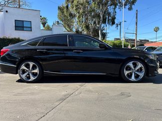 Used 2019 Honda Accord Touring video 3