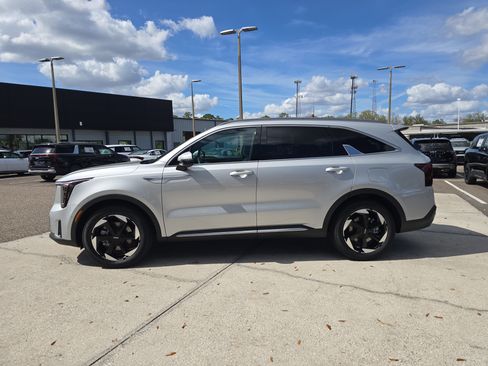 Certified 2025 Kia Sorento SX Prestige image 5