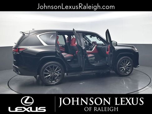 Certified 2024 Lexus LX 600 F Sport AWD/4WD image 31