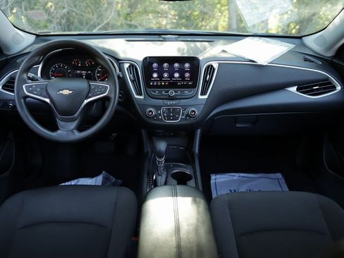 Used 2022 Chevrolet Malibu LT image 18