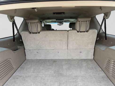 Used 2020 Chevrolet Suburban Premier AWD/4WD image 30
