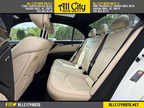 Used 2007 Mercedes-Benz E 350 4MATIC Sedan image 7