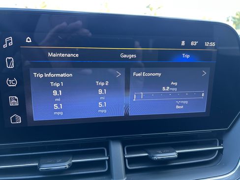 New 2025 Chevrolet Trax LT w/ Driver Confidence Package image 37