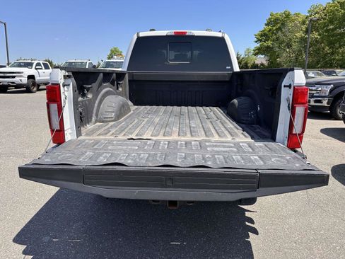 Used 2021 Ford F250 Lariat AWD/4WD image 8