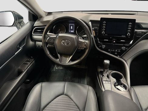 Used 2022 Toyota Camry SE w/ Convenience Package FWD image 22