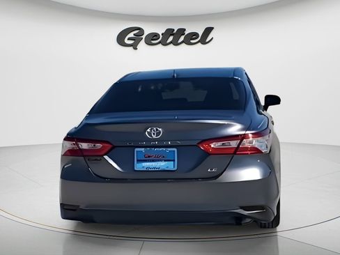 Used 2019 Toyota Camry LE image 7