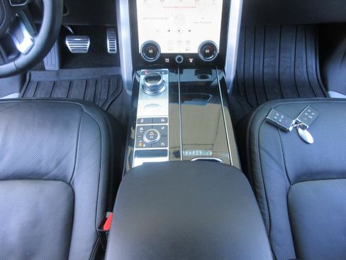 Used 2021 Land Rover Range Rover P525 Westminster Edition LWB AWD/4WD image 50
