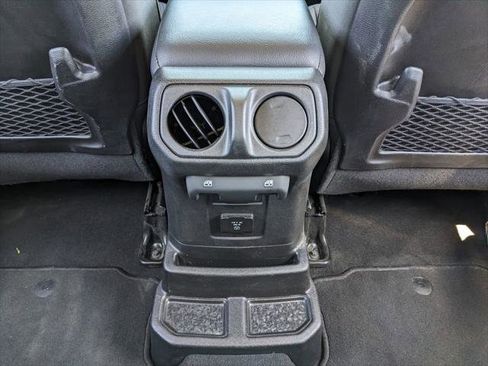 Certified 2025 Jeep Wrangler Unlimited Rubicon 4xe w/ Convenience Group image 40