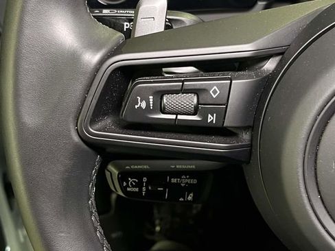 Certified 2025 Porsche Cayenne Coupe AWD/4WD image 39