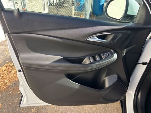 Used 2025 Buick Encore GX Preferred image 20