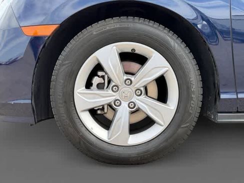 Used 2018 Honda Odyssey EX image 9