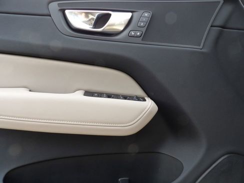 New 2026 Volvo XC60 B5 Plus w/ Protection Package Premier AWD/4WD image 9