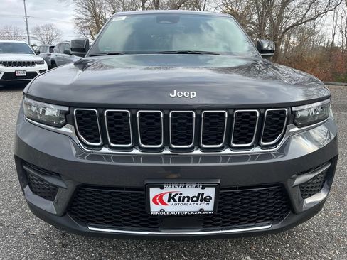 New 2025 Jeep Grand Cherokee Laredo X w/ Luxury Tech Group I AWD/4WD image 2