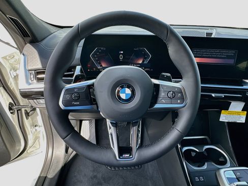 New 2026 BMW X2 xDrive28i w/ M Sport Package AWD/4WD image 8
