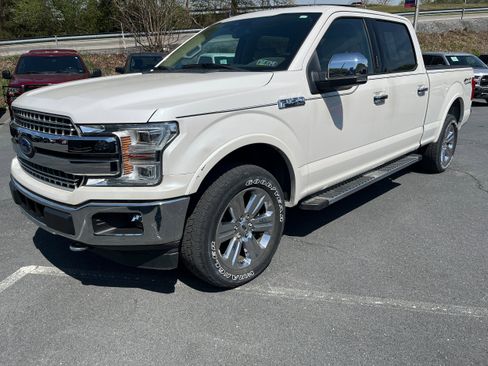 Certified 2019 Ford F150 Lariat w/ Equipment Group 502A Luxury image 2