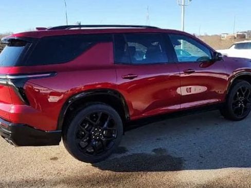 Certified 2024 Chevrolet Traverse RS image 8