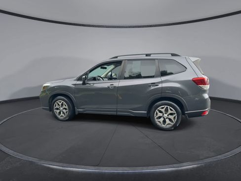 Used 2021 Subaru Forester Premium AWD/4WD image 5