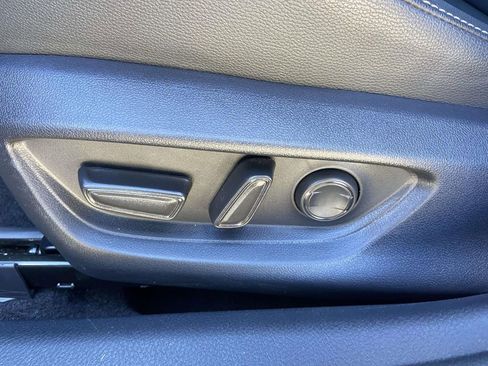 Used 2025 Toyota Camry SE image 14