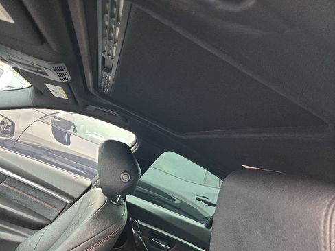 Used 2018 BMW 330i xDrive Sedan w/ Convenience Package AWD/4WD image 4