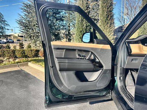 New 2026 Land Rover Range Rover Sport Dynamic SE image 17