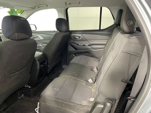 Used 2018 Chevrolet Traverse LS FWD image 12