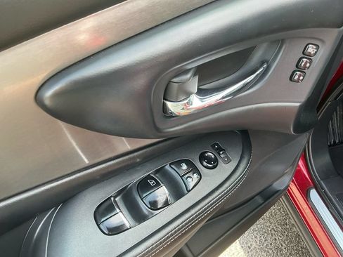 Used 2019 Nissan Murano AWD image 16