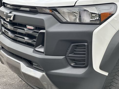 Certified 2025 Chevrolet Colorado Trail Boss image 6