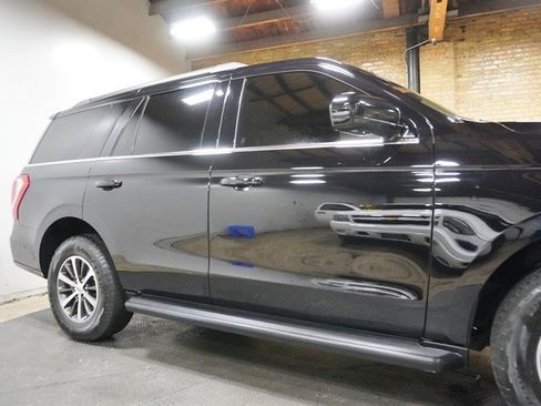 Used 2021 Ford Expedition XL AWD/4WD image 9