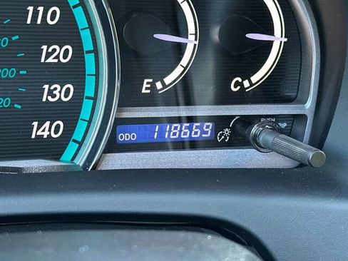 Used 2013 Toyota Venza LE image 31