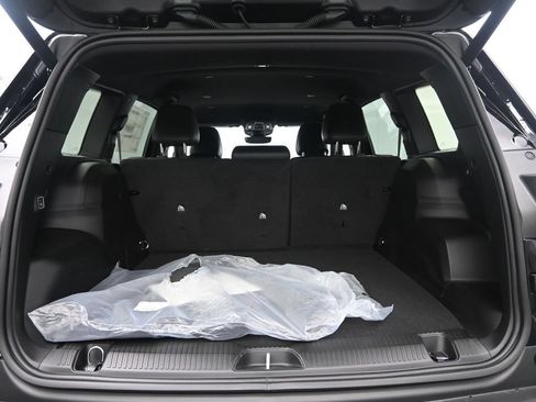 New 2026 Jeep Cherokee Limited AWD/4WD image 32