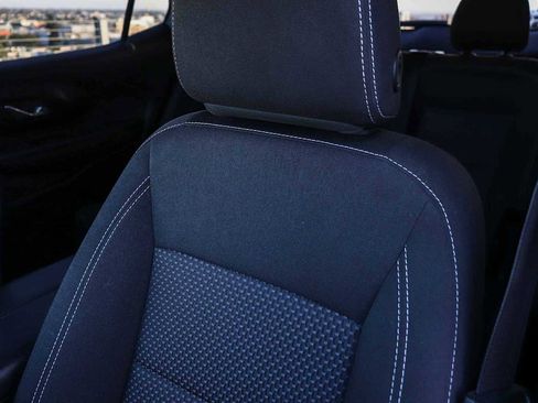 Used 2024 GMC Terrain SLE image 26