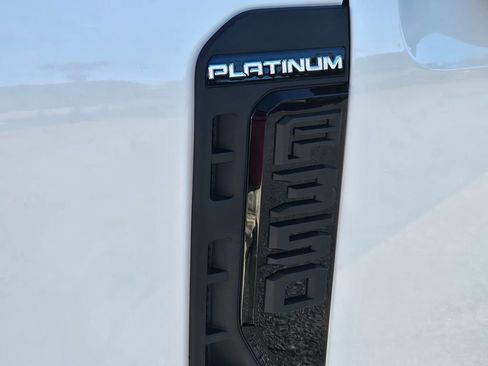 New 2026 Ford F350 Platinum w/ FX4 Off-Road Package image 32