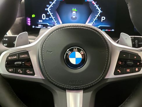 Used 2026 BMW X5 xDrive40i w/ M Sport Package AWD/4WD image 16