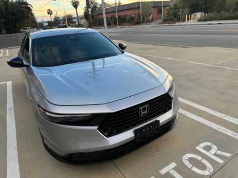 Used 2024 Honda Accord Sport image 5