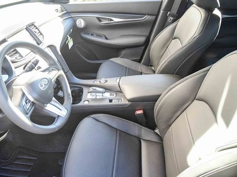 Certified 2025 INFINITI QX50 Sport AWD/4WD image 17