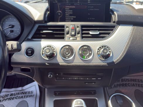 Used 2016 BMW Z4 sDrive35is RWD image 15