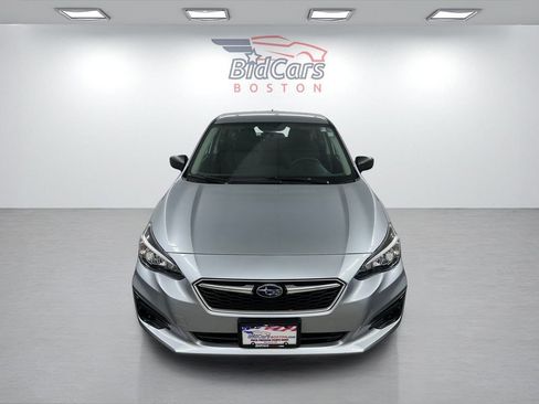 Used 2019 Subaru Impreza 2.0i image 2
