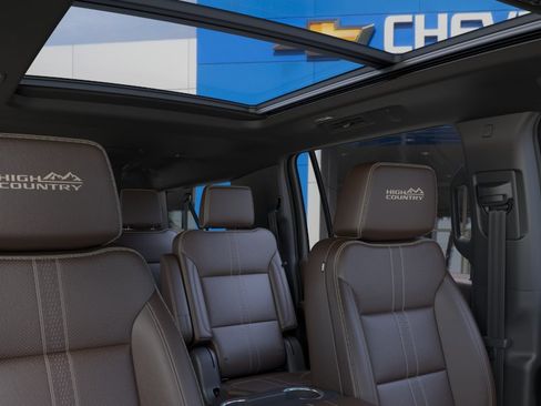 New 2026 Chevrolet Suburban High Country AWD/4WD image 24