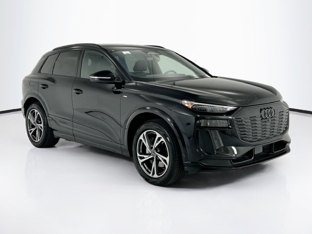 Used 2027 Audi Q6 e-tron Premium Plus AWD/4WD image 3