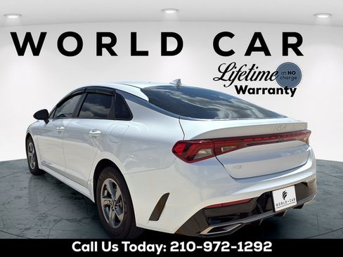 Used 2023 Kia K5 LXS FWD image 9