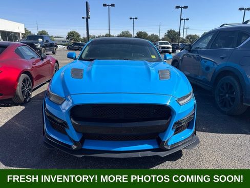 Used 2017 Ford Mustang GT RWD image 7
