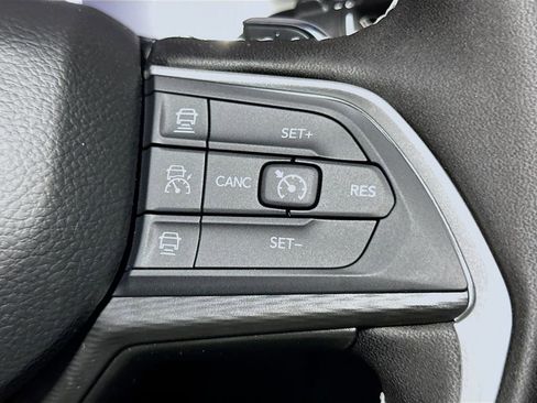 New 2025 Jeep Grand Cherokee 4WD image 29