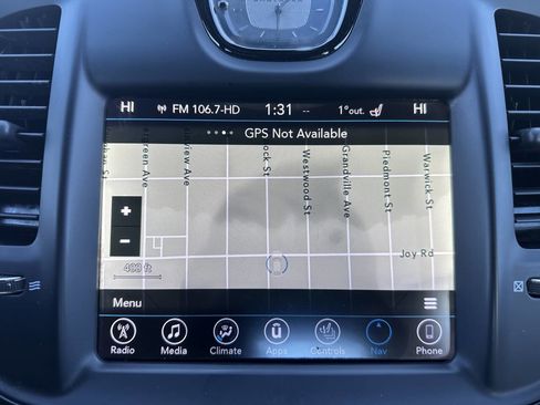 Used 2018 Chrysler 300 S w/ 300S Premium Group AWD/4WD image 18