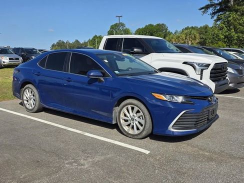 Used 2023 Toyota Camry LE image 1