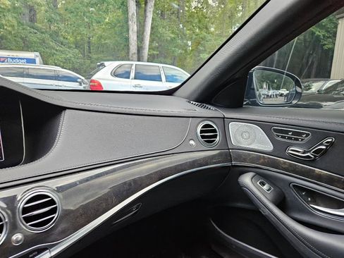 Used 2019 Mercedes-Benz S 450 Sedan image 26