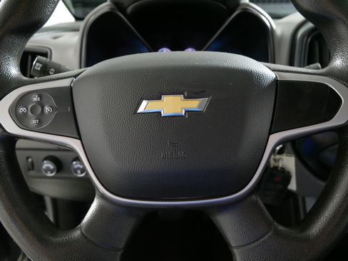 Used 2018 Chevrolet Colorado W/T w/ WT Convenience Package AWD/4WD image 25