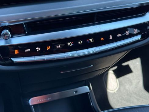 New 2025 Cadillac Lyriq Luxury image 33