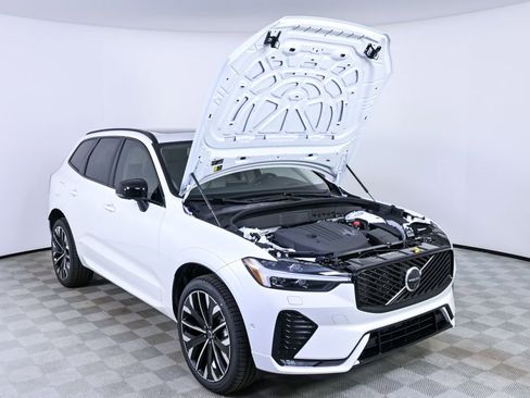 New 2026 Volvo XC60 B5 Ultra w/ Protection Package Premier AWD/4WD image 33