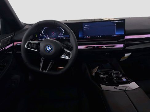 New 2027 BMW 550e xDrive w/ Executive Package AWD/4WD image 23