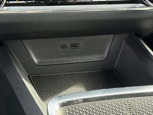 New 2026 Chevrolet Equinox LT w/ Convenience Package II image 12